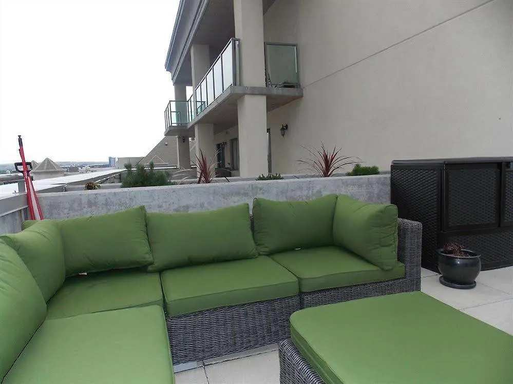 Fastlane Suites In Tarjan Pointe Calgary Canada